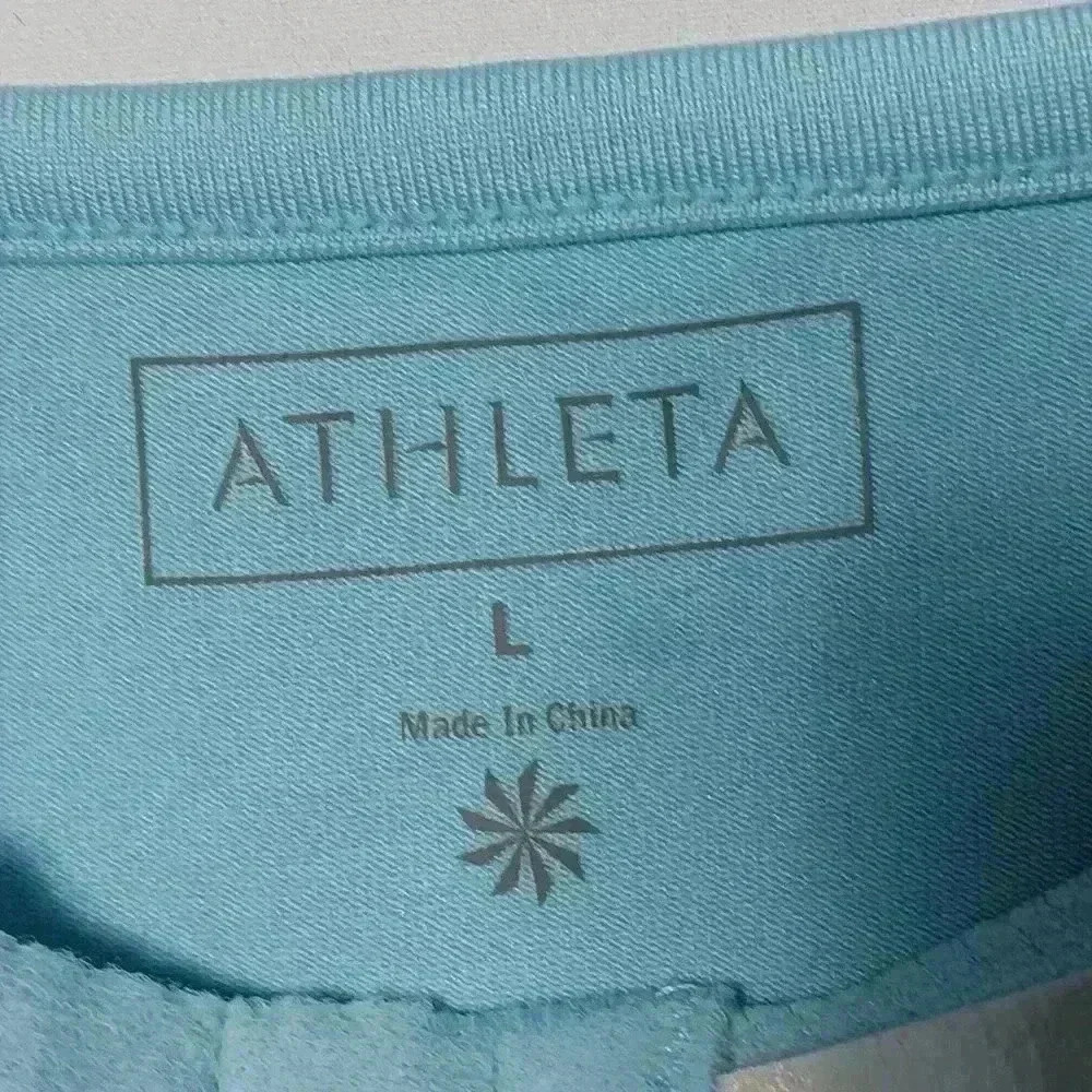 ATHLETA  Mini Sun Dress with built in bra. . Ladies L - Picture 6 of 8
